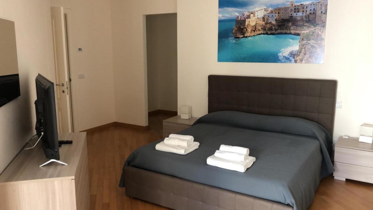 Berga Exclusive Suite 4 Барі Екстер'єр фото