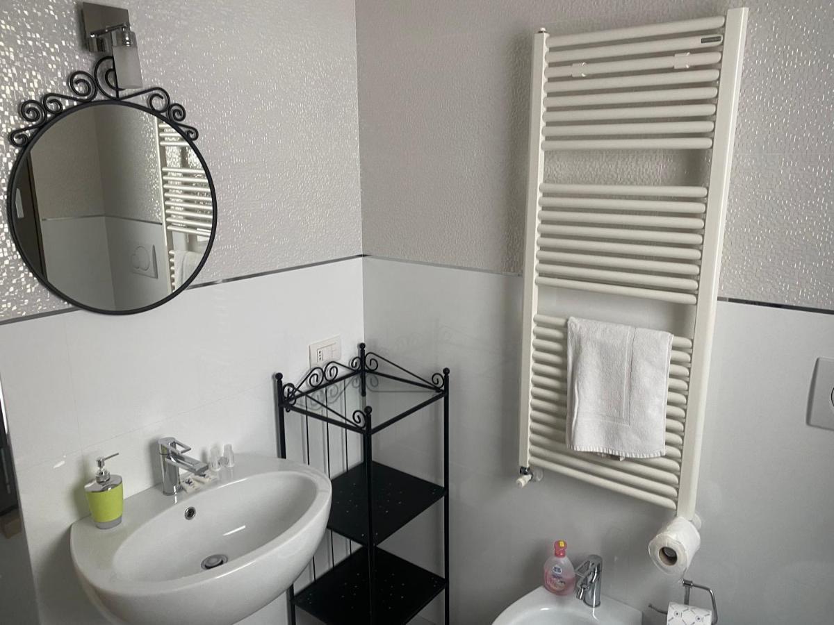 Berga Exclusive Suite 4 Барі Екстер'єр фото